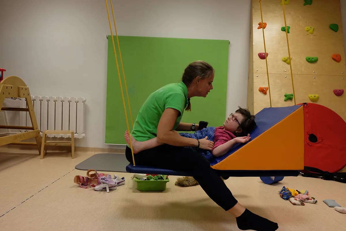 Ile zarabia terapeuta integracji sensorycznej? Zaskakujące fakty o wynagrodzeniach